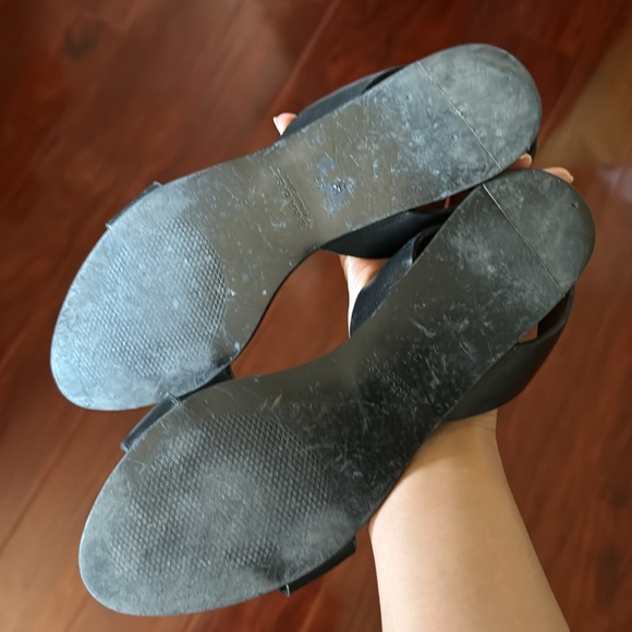 Elegant and minimal Zara flat sandal EU 37 / US 7 - Picture 5 of 6
